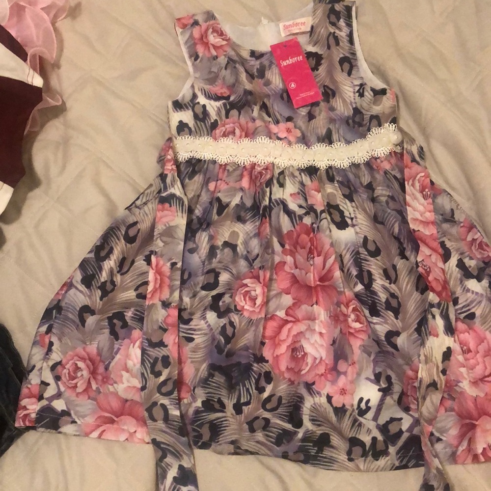 Girl’s Floral Print Dress